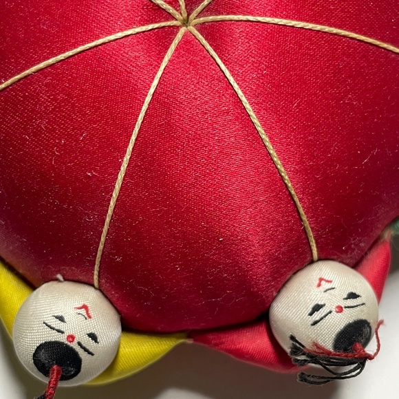 Vintage Pin Cushions - Picture 7 of 13